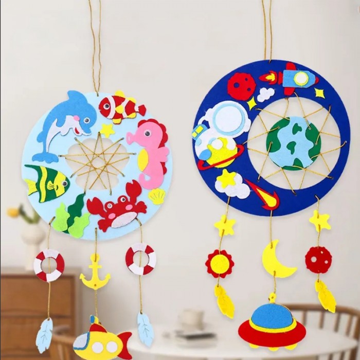 Handmade Dream Catcher and Wind Chime Decor Children's Day Non-Woven Fabric DIY Gift Kit Family Creative Felt Craft for Kids